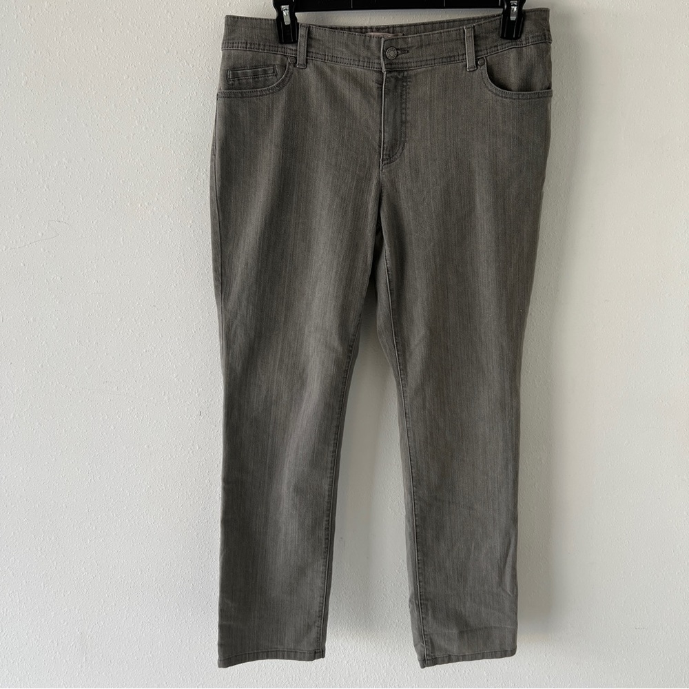 Chico’s size 2R (12) grey denim jeans boot cut and roomy NWOT